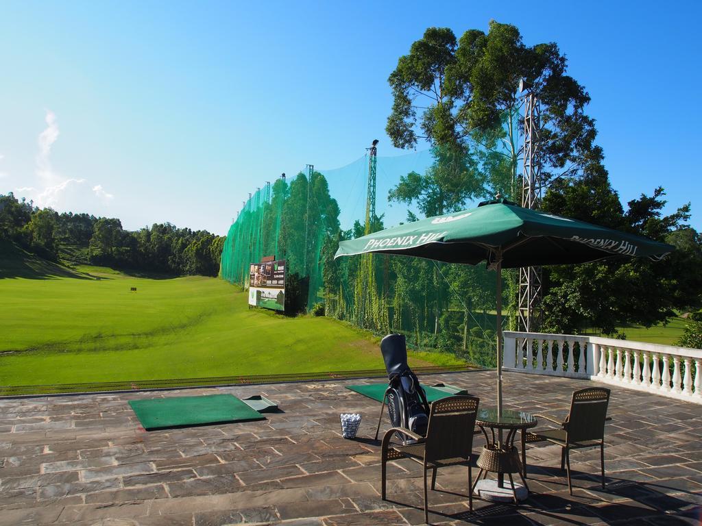 Phoenix Hill Hotel Dongguan - Golf Course Shop Bagian luar foto
